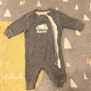 Roots Heather Gray Baby One-Piece Bodysuit with Cream Logo